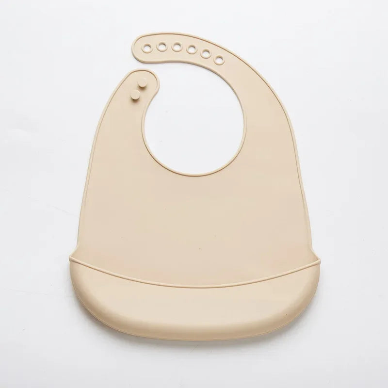 Bavoir bébé en silicone beige à tour de cou réglable